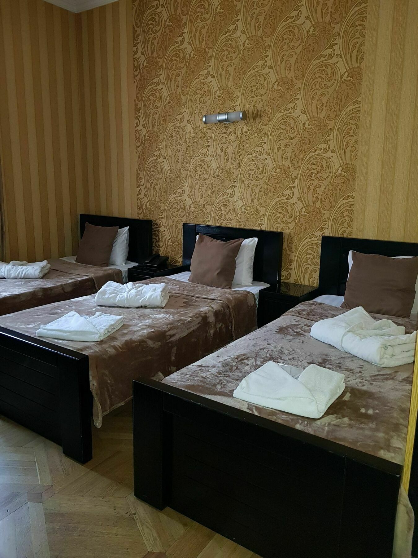 Danisimo Hotel Tbiliszi Kültér fotó